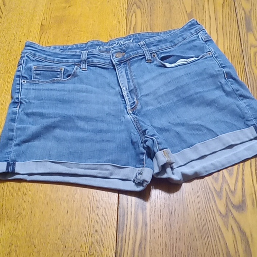 UNIVERSAL THREAD Jeans Shorts Womens 14 X 32 BLUE  Preowned Denim